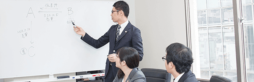 交通事故事件と医学知識の密接な関係