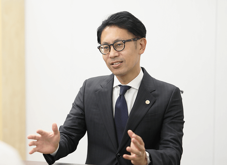 所長 弁護士 長田 弘樹
