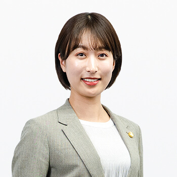 弁護士 中野晶